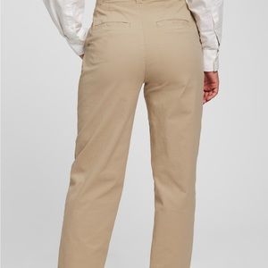 Two pairs of black and one pair of green